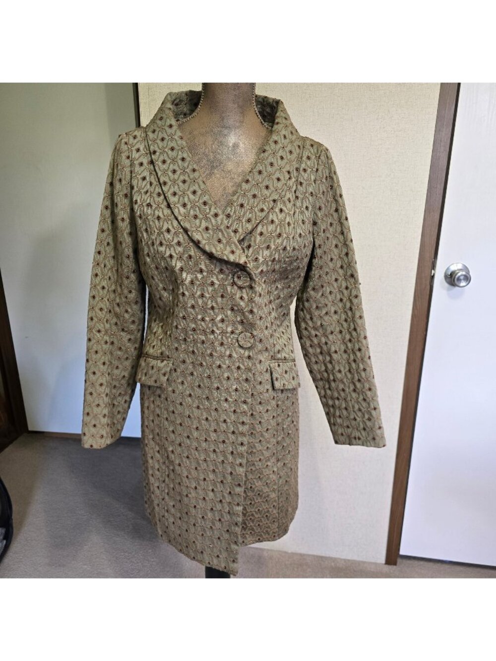 Dalia Size 10 Long Sleeve Embroidered Coat Green Brown Tapestry Long Line Boho
